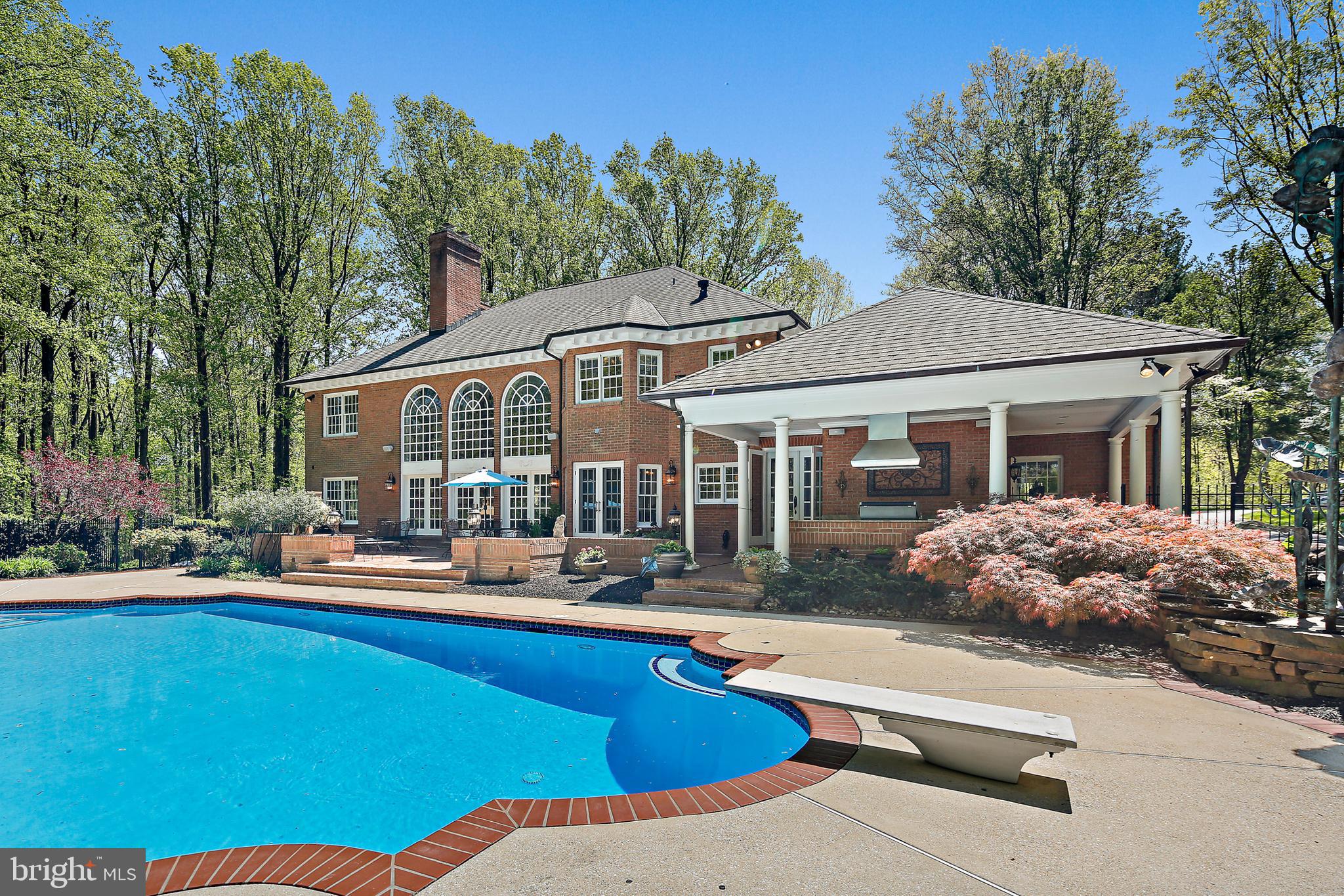 IVY HILL - Residential