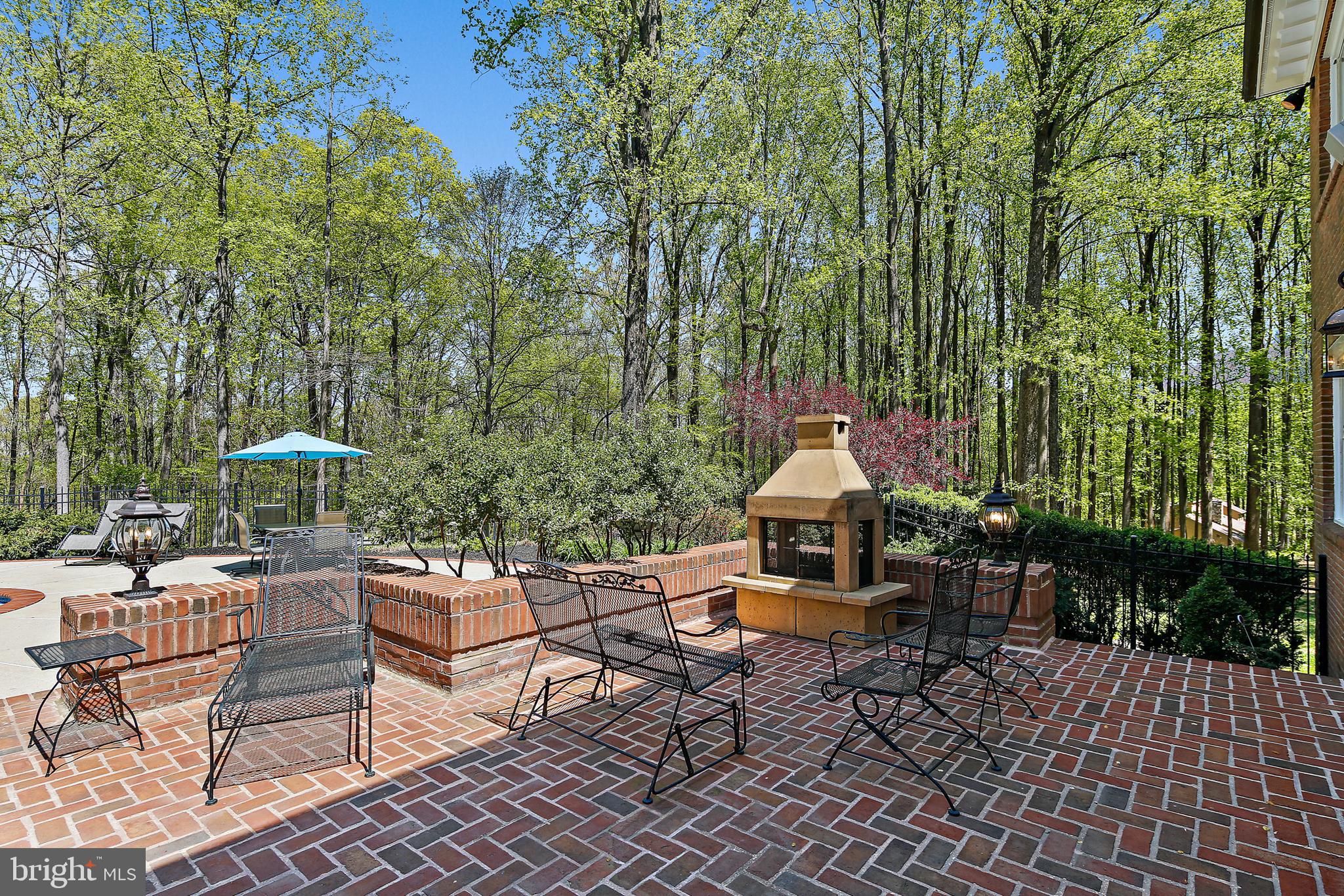 IVY HILL - Residential