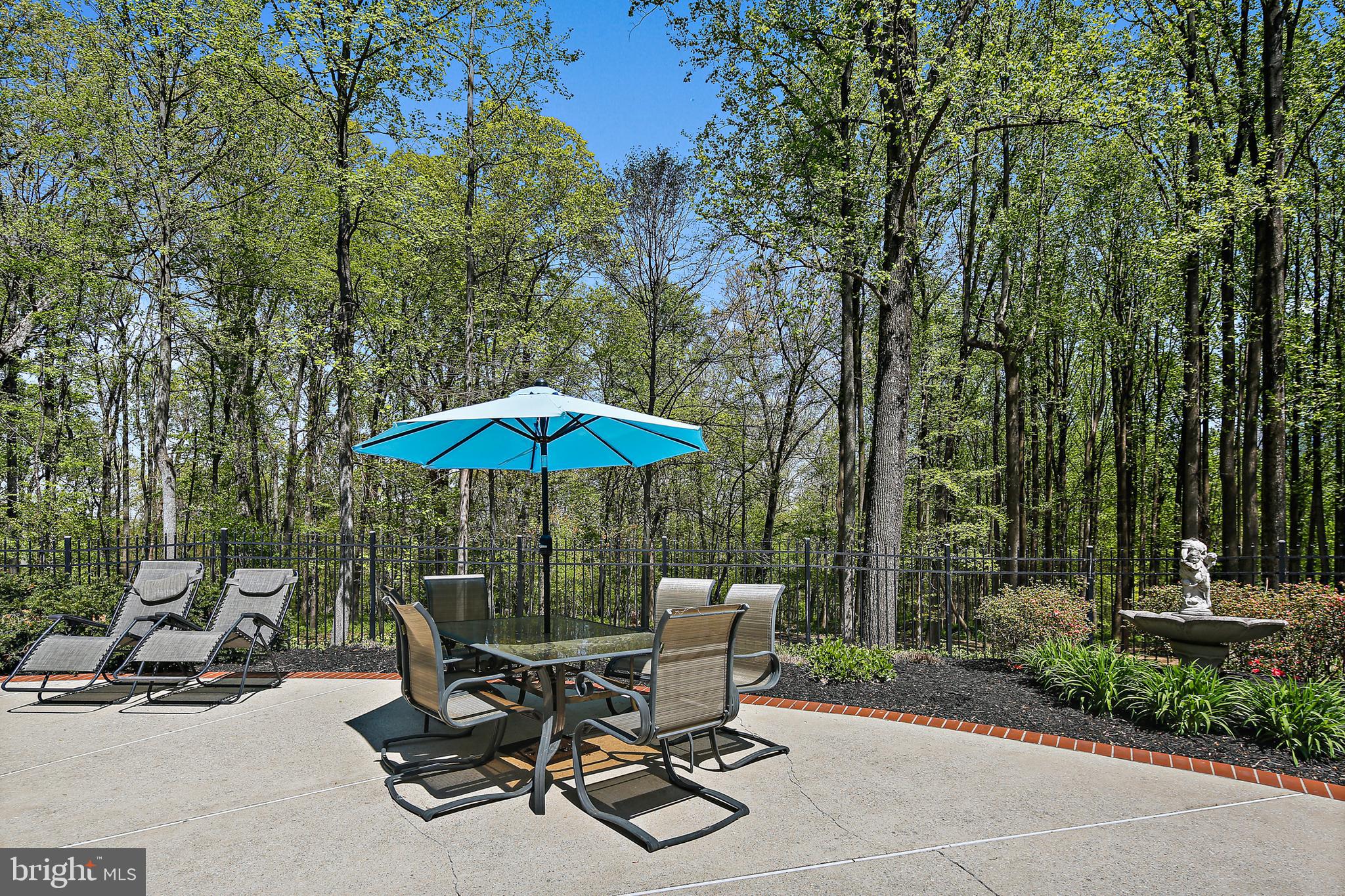 IVY HILL - Residential