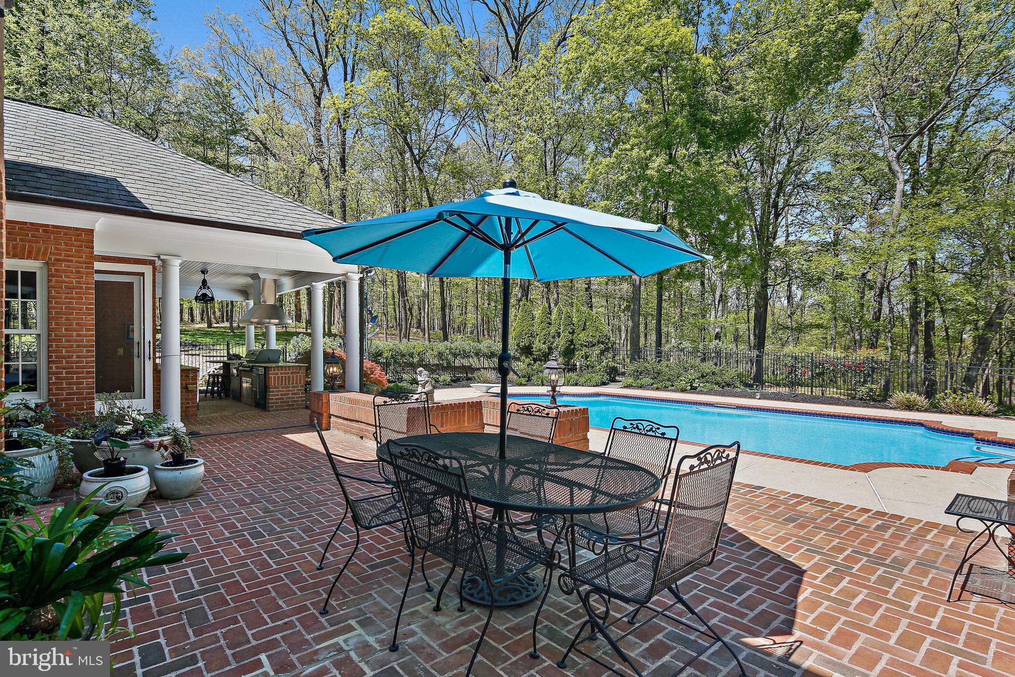 IVY HILL - Residential