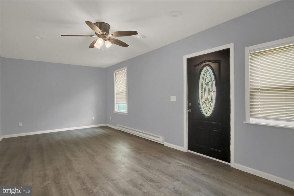 Photo of 829 W Pine Street, COAL TOWNSHIP, PA 17866 (MLS # PANU2002720)