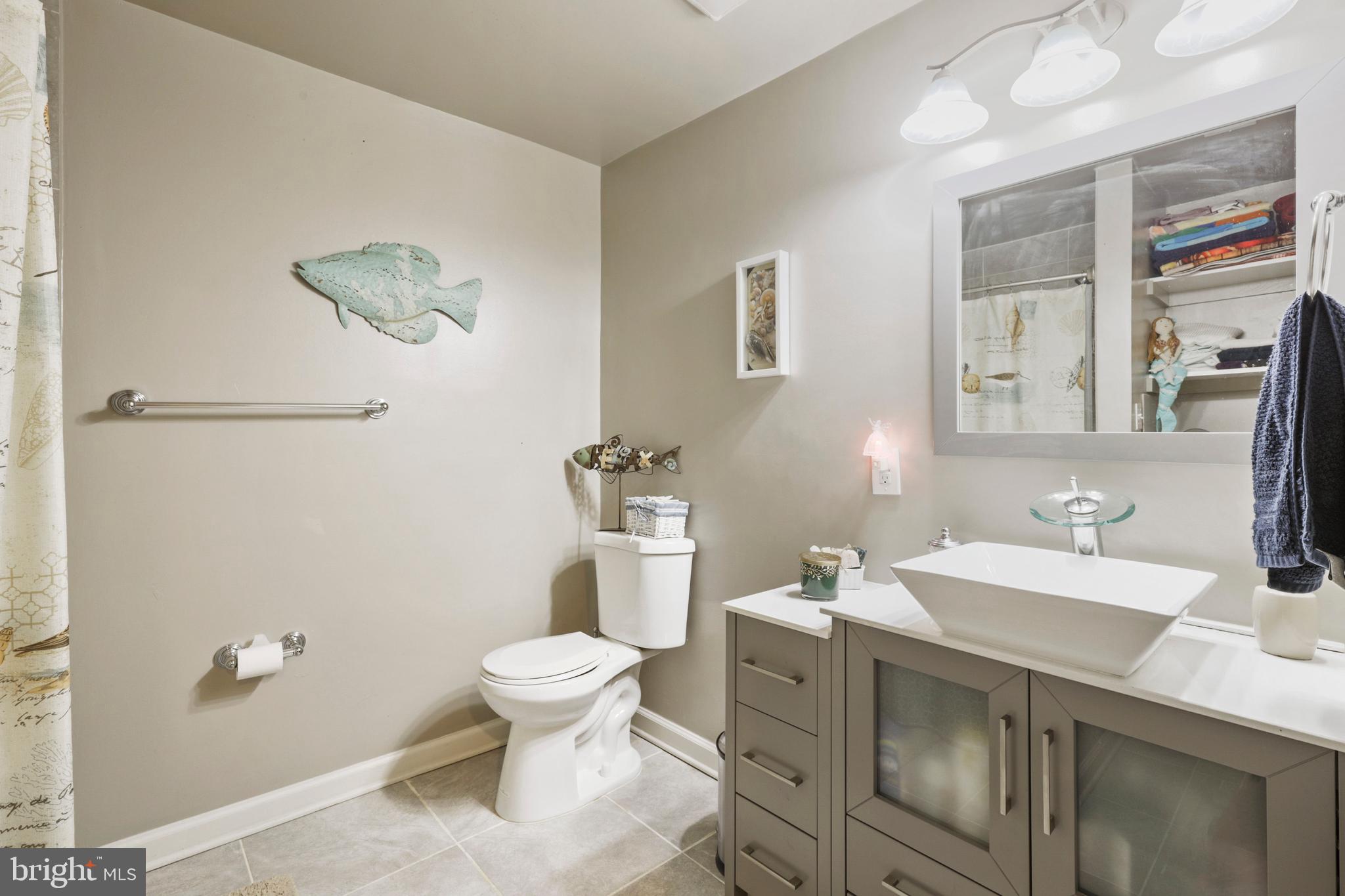 UPPER MAGOTHY BEACH - Residential