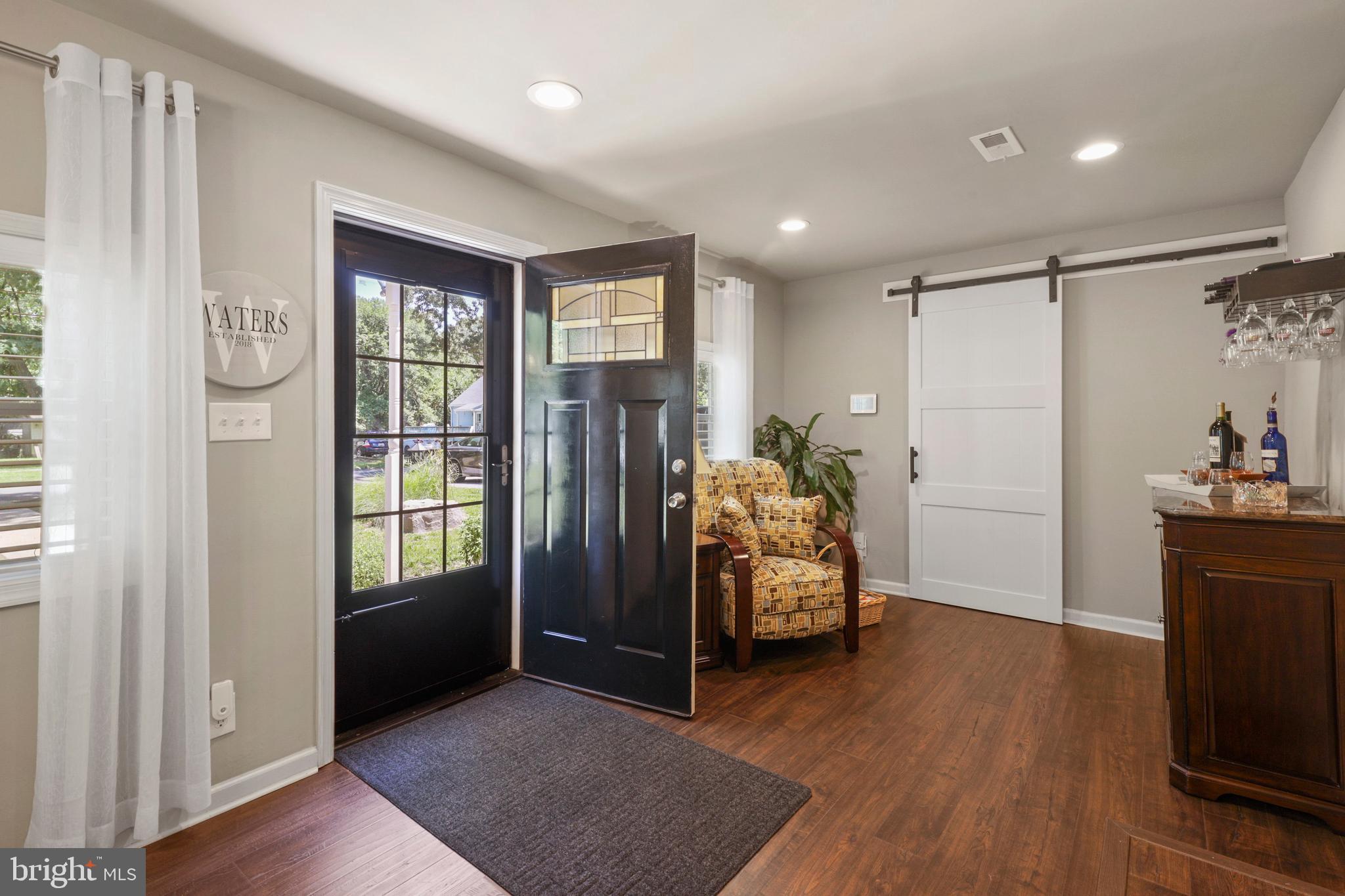 UPPER MAGOTHY BEACH - Residential