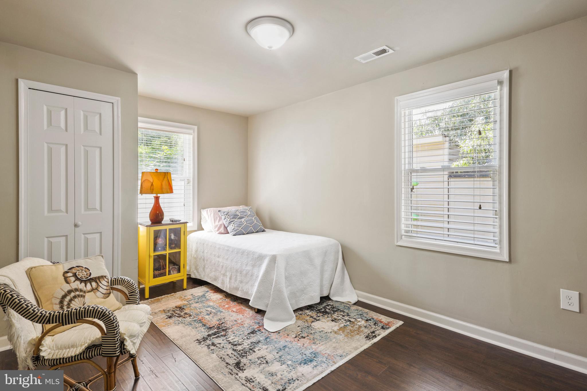 UPPER MAGOTHY BEACH - Residential