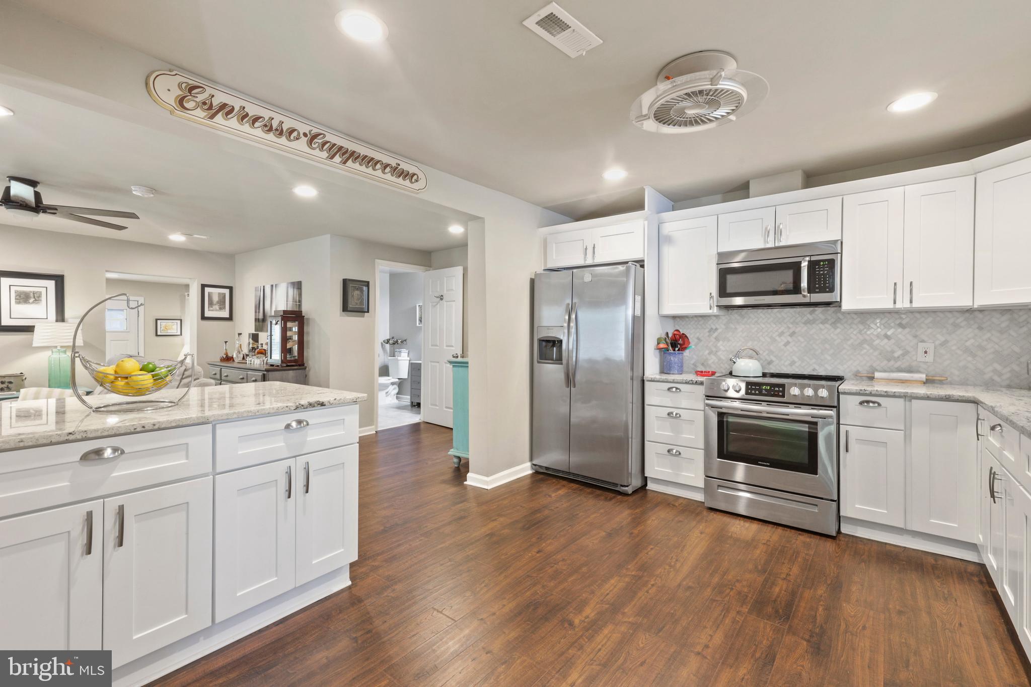 UPPER MAGOTHY BEACH - Residential