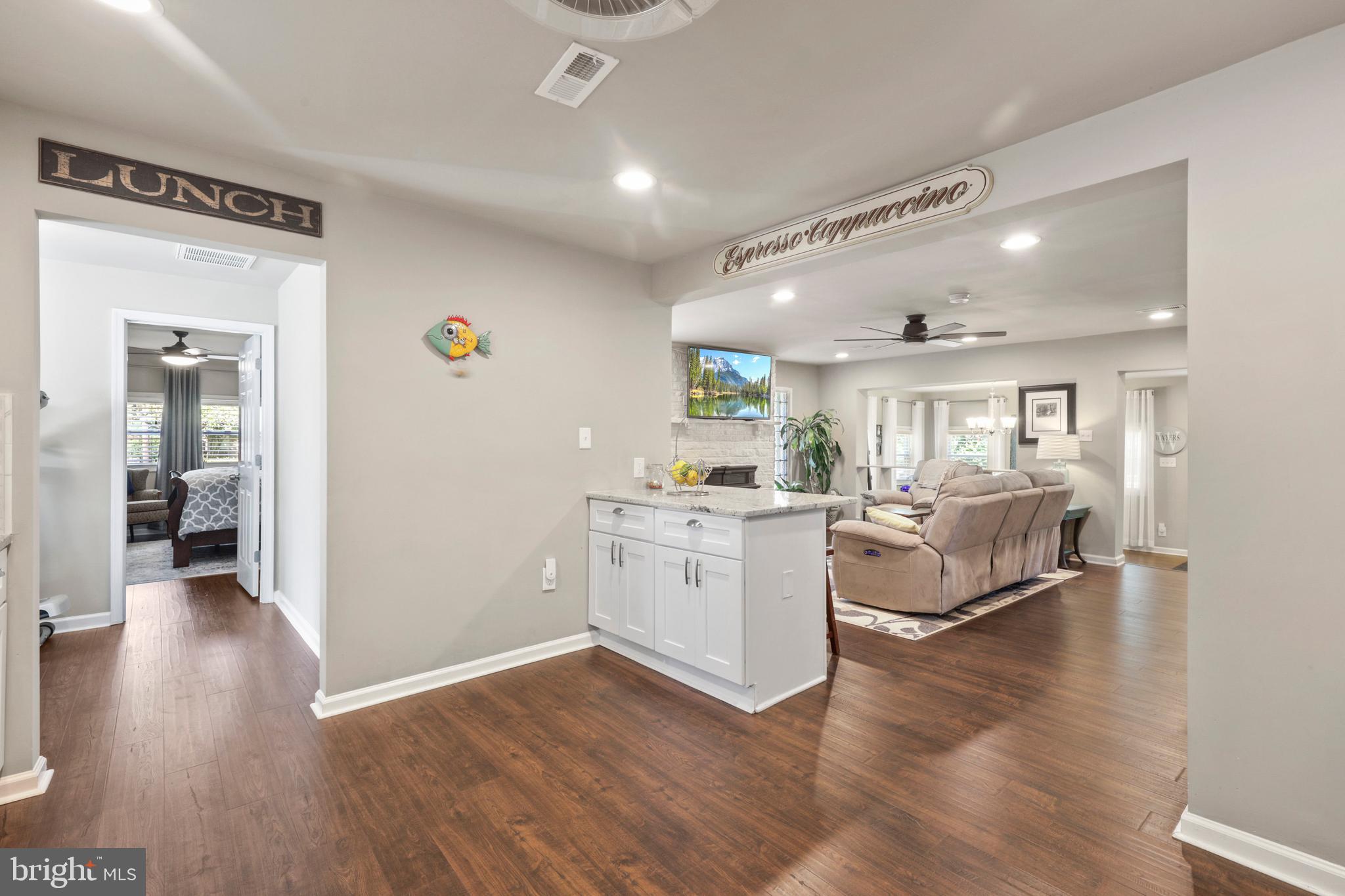 UPPER MAGOTHY BEACH - Residential