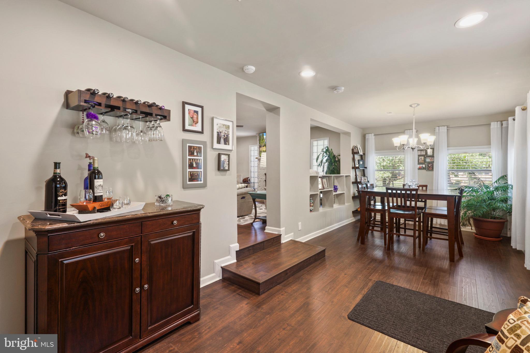 UPPER MAGOTHY BEACH - Residential