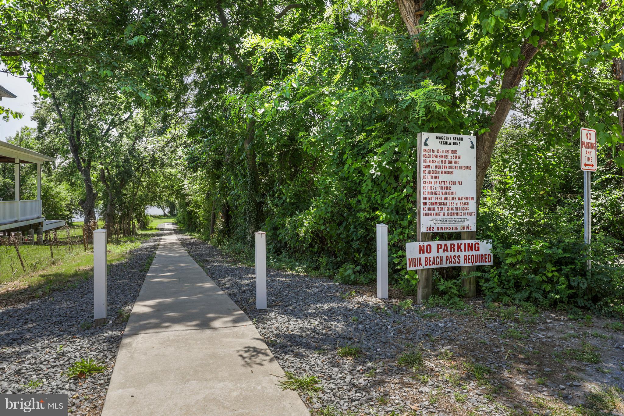 UPPER MAGOTHY BEACH - Residential