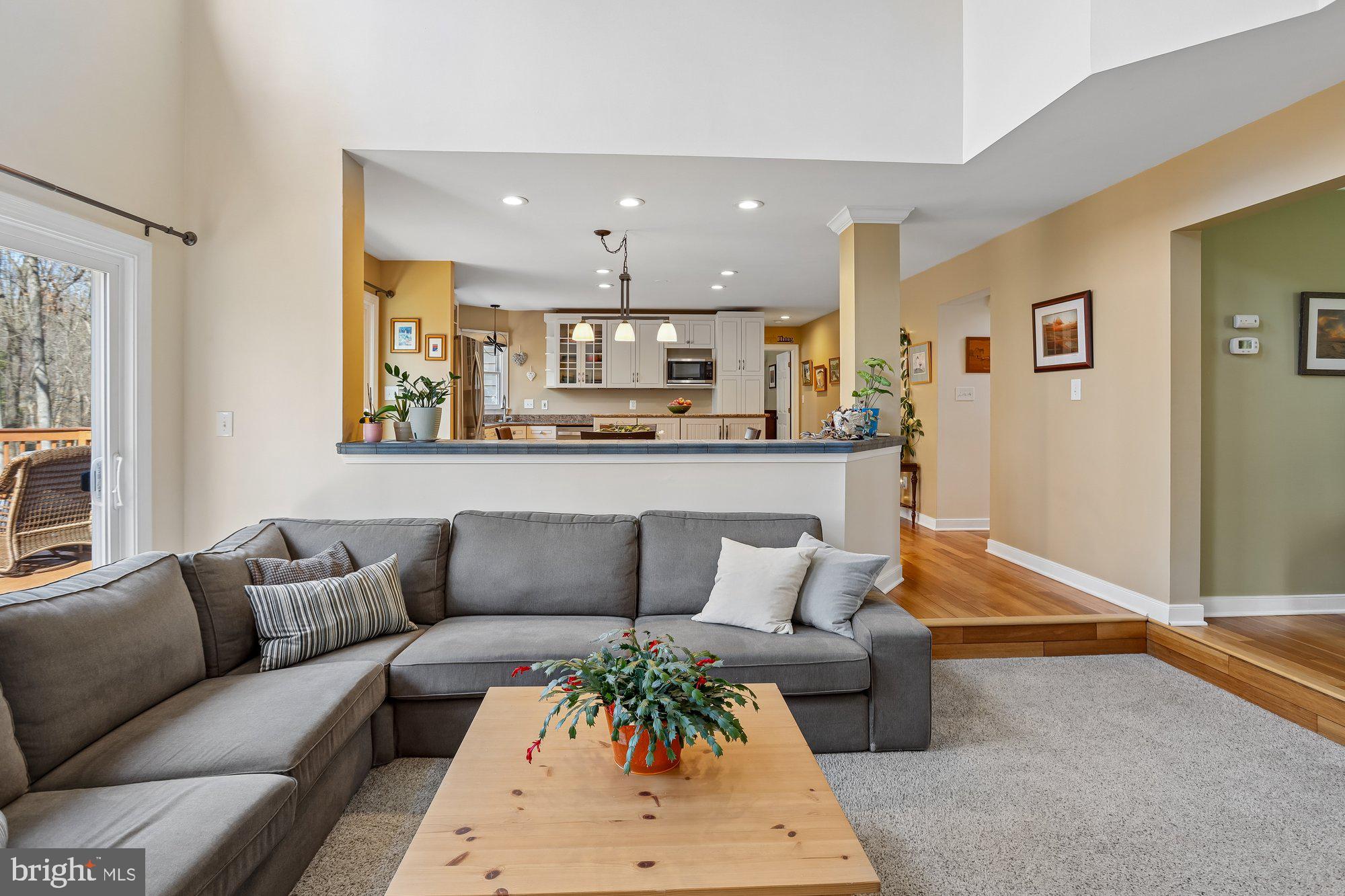 FALLS GLEN - Residential