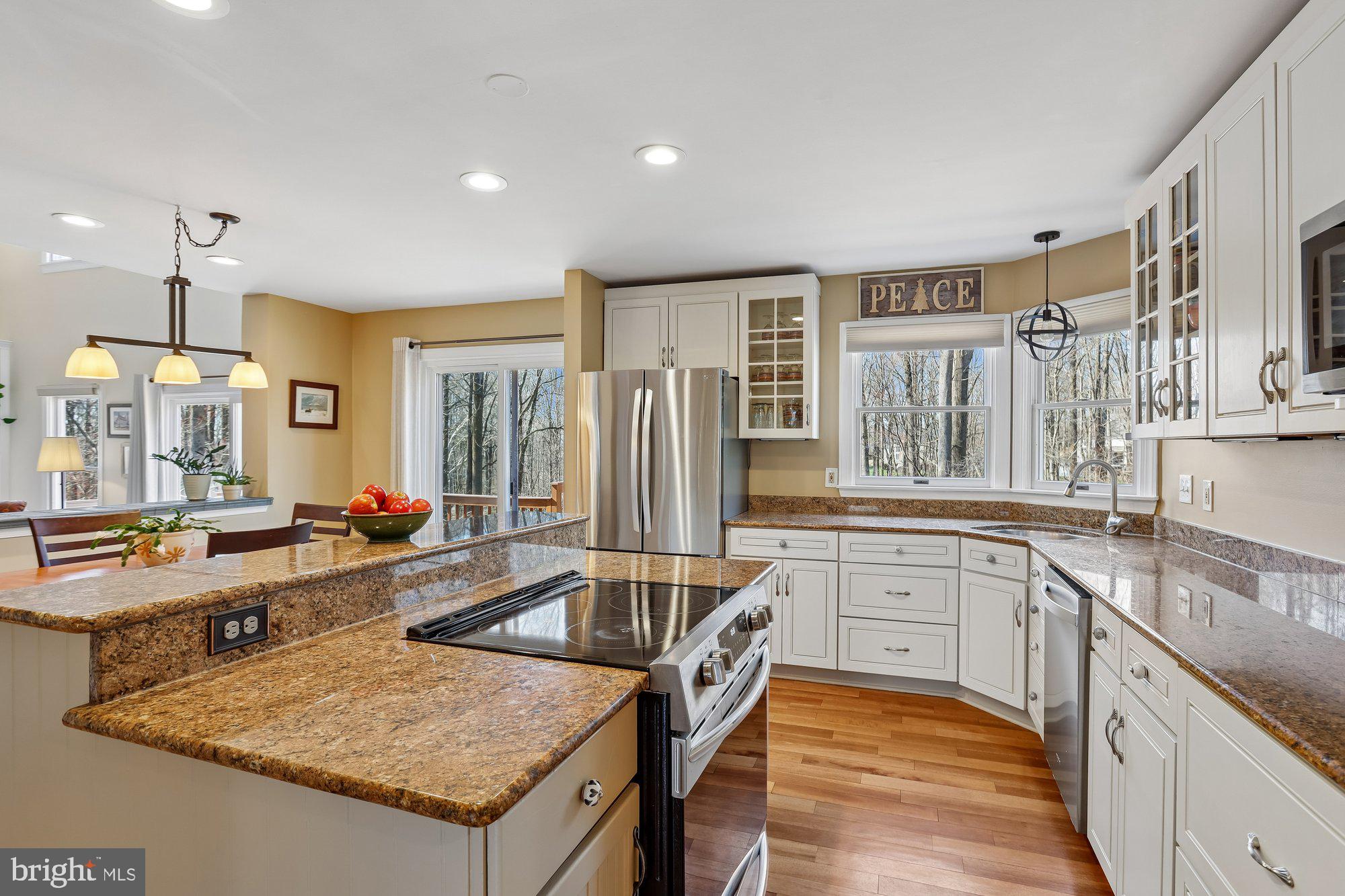 FALLS GLEN - Residential