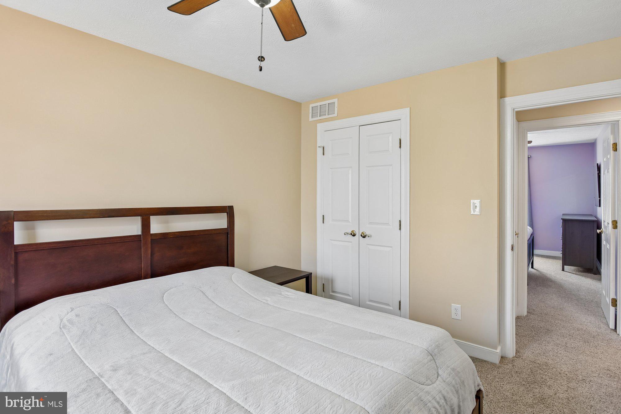 FALLS GLEN - Residential