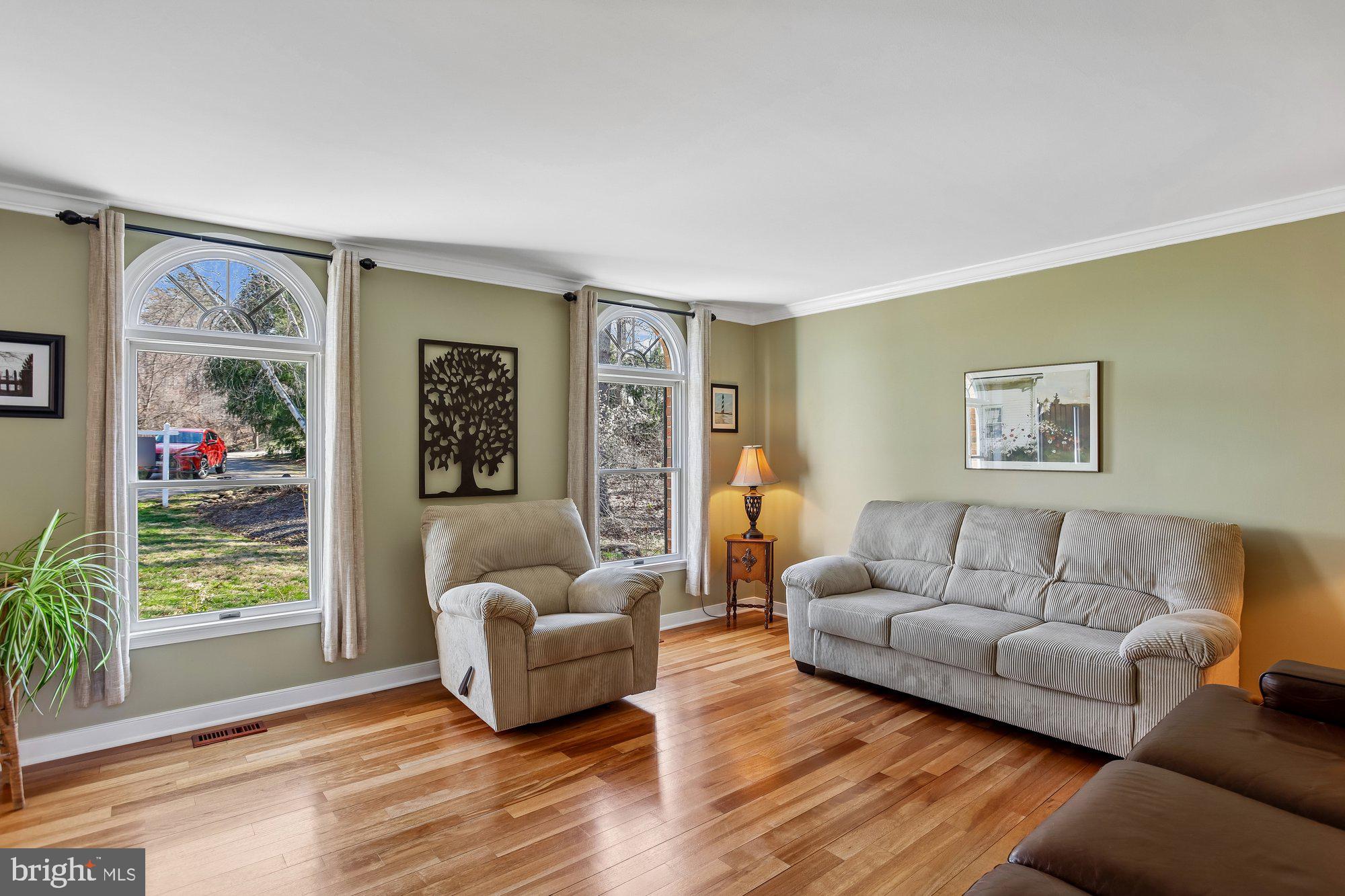 FALLS GLEN - Residential