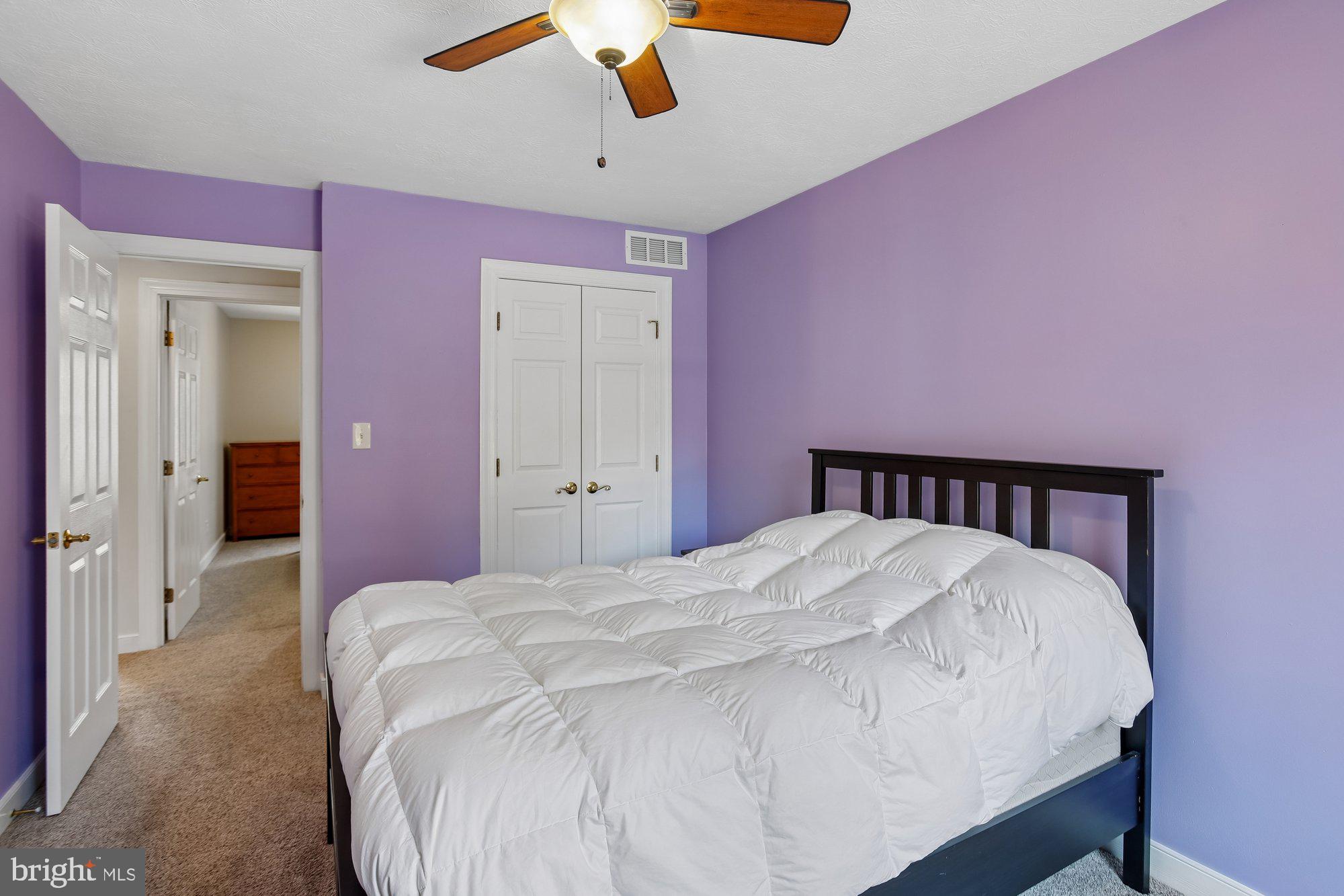 FALLS GLEN - Residential