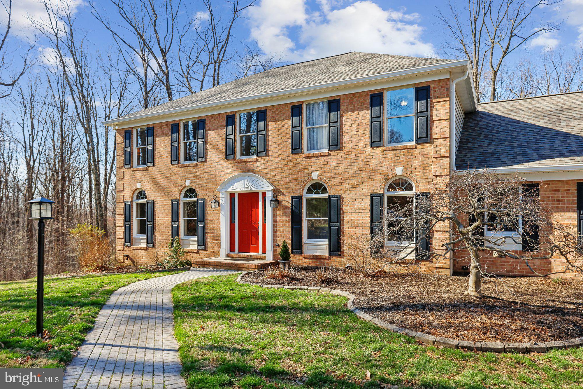 FALLS GLEN - Residential