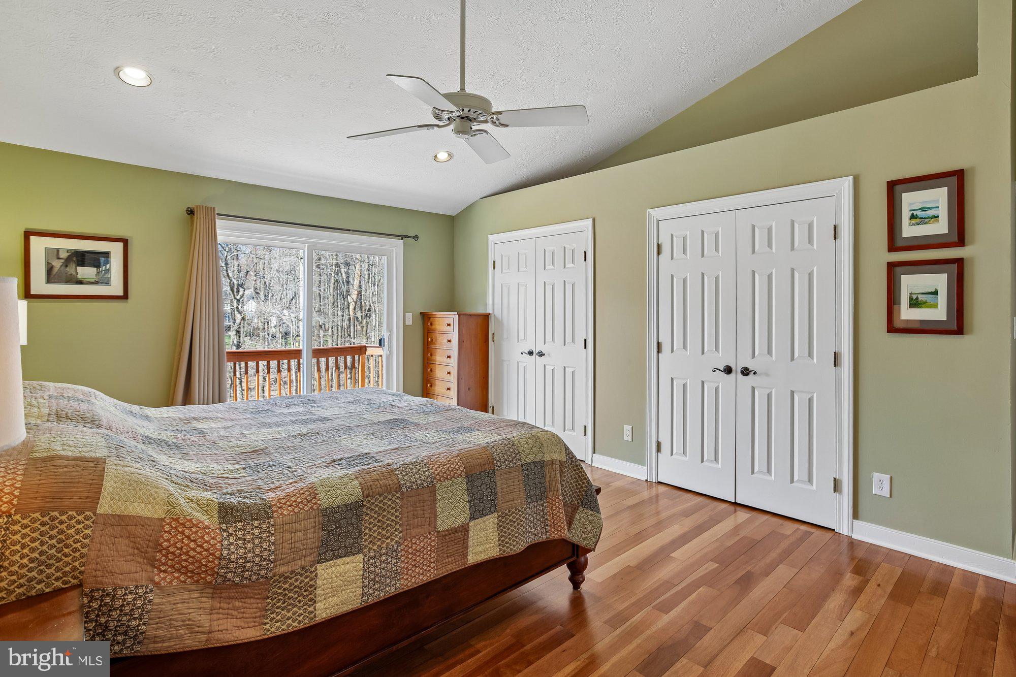 FALLS GLEN - Residential