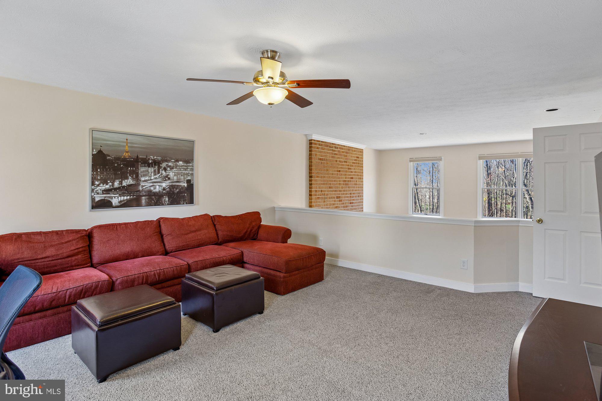 FALLS GLEN - Residential