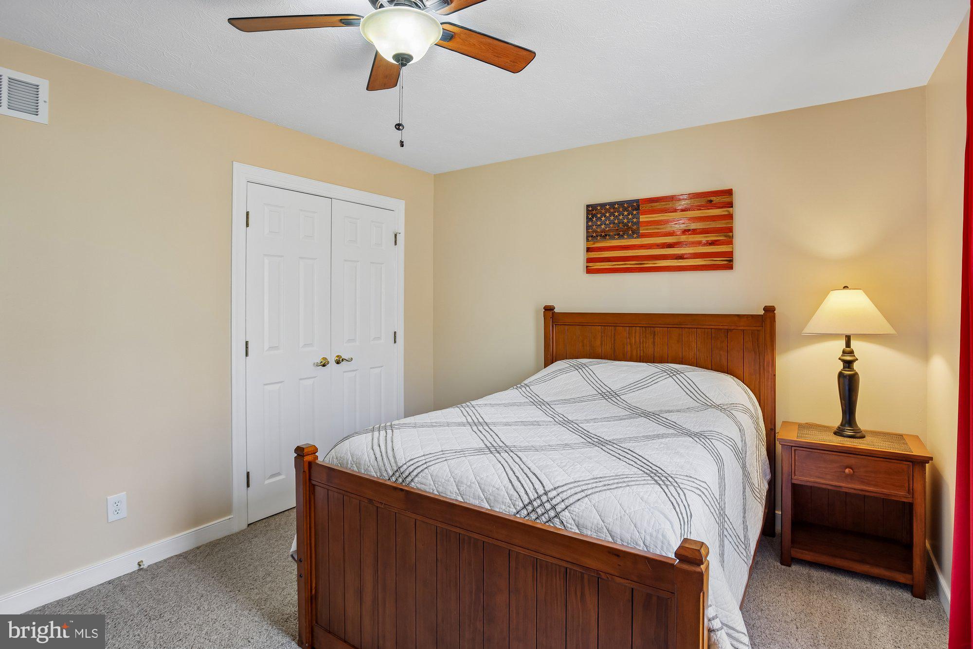 FALLS GLEN - Residential