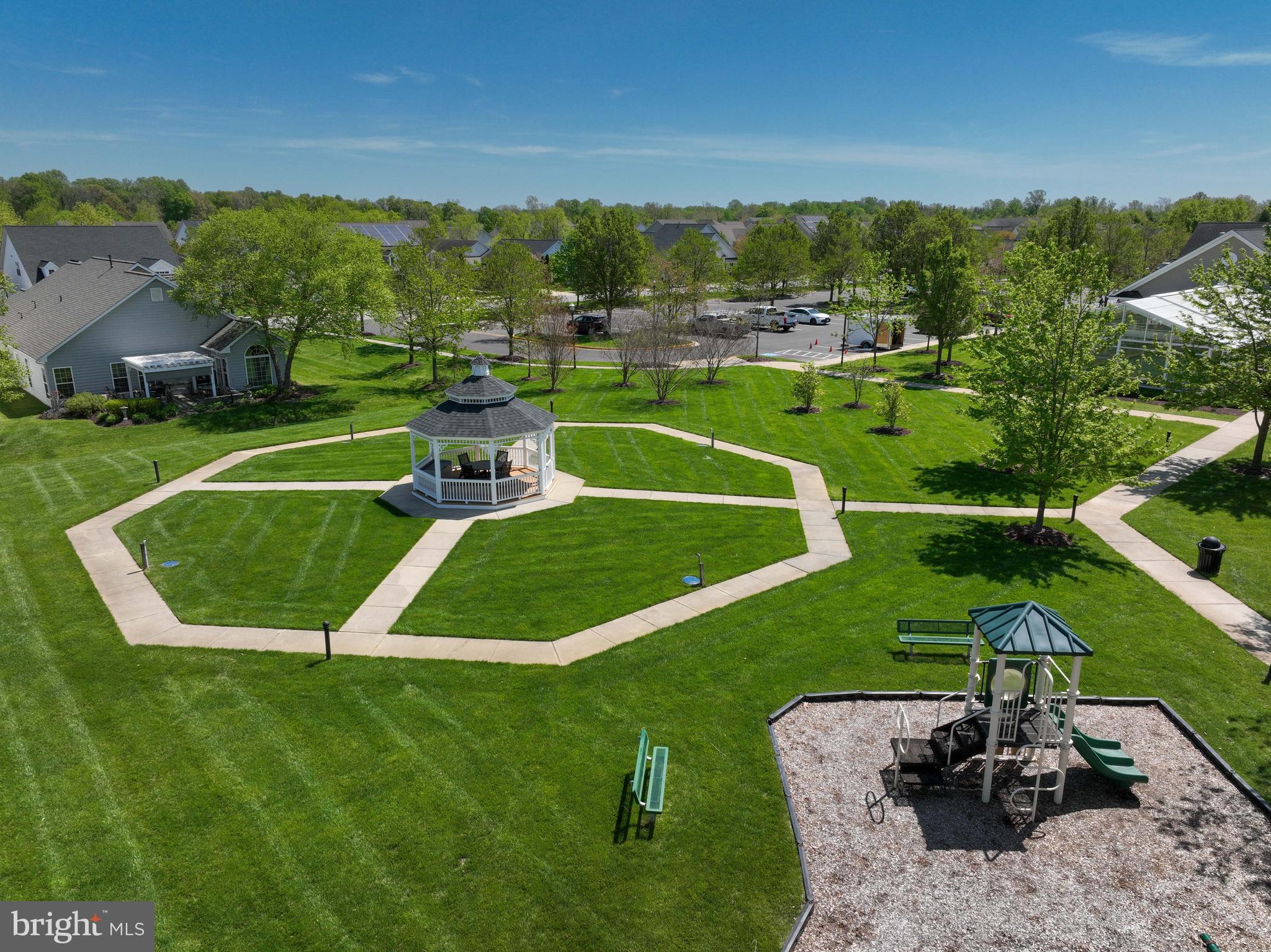 SYMPHONY VILLAGE AT CENTREVILLE - Residential