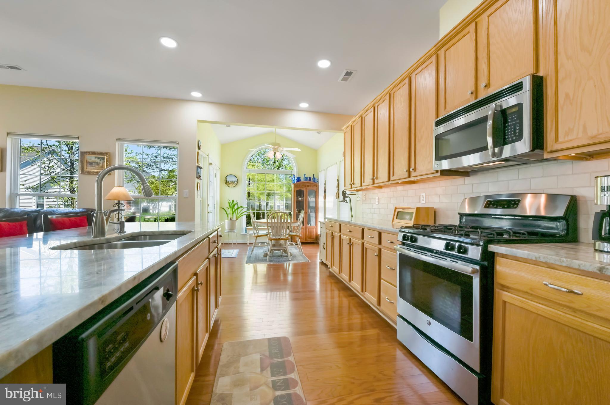 SYMPHONY VILLAGE AT CENTREVILLE - Residential