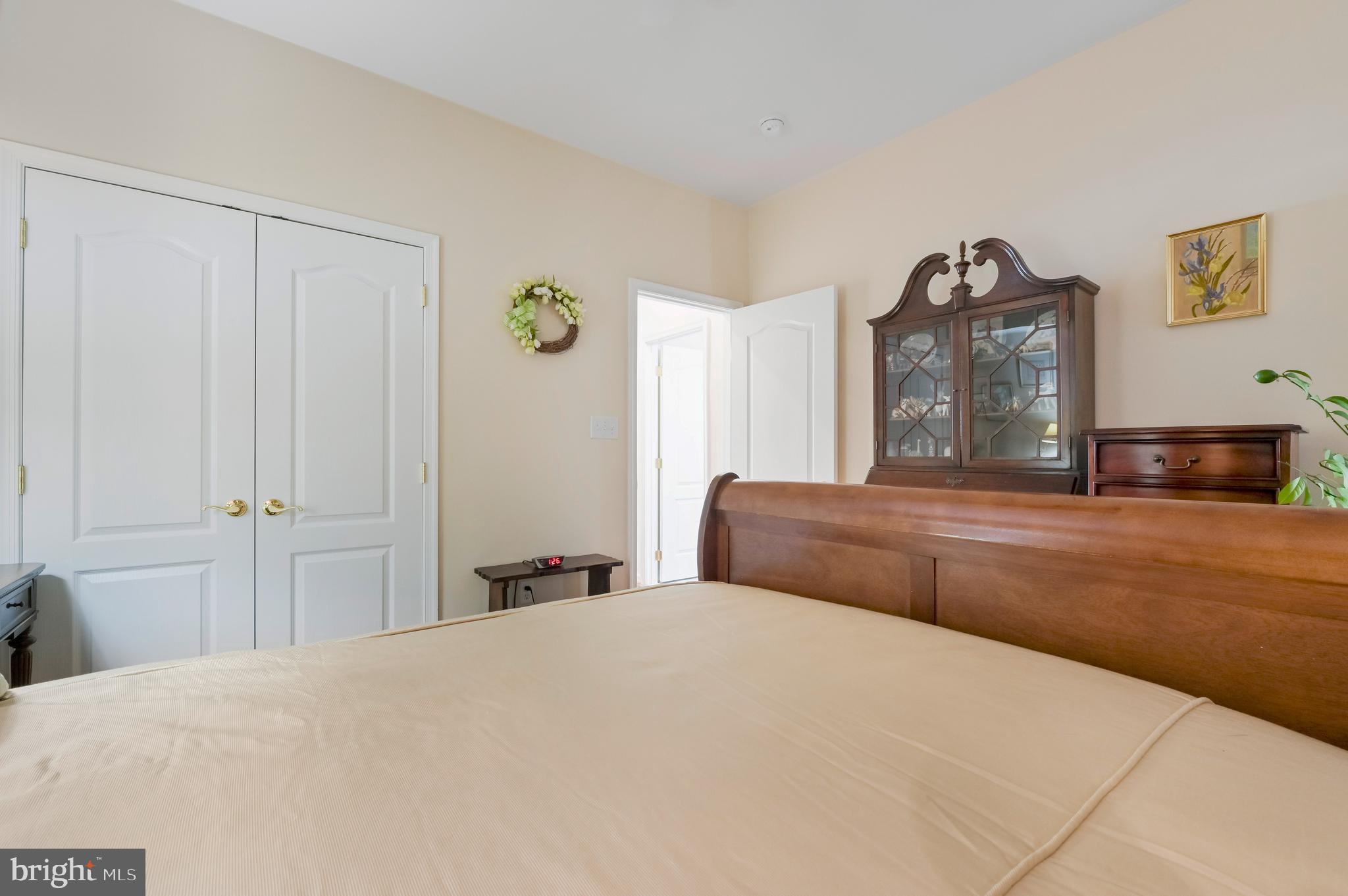 SYMPHONY VILLAGE AT CENTREVILLE - Residential