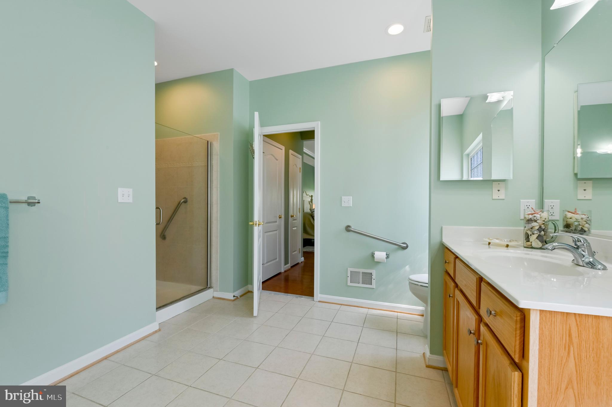 SYMPHONY VILLAGE AT CENTREVILLE - Residential