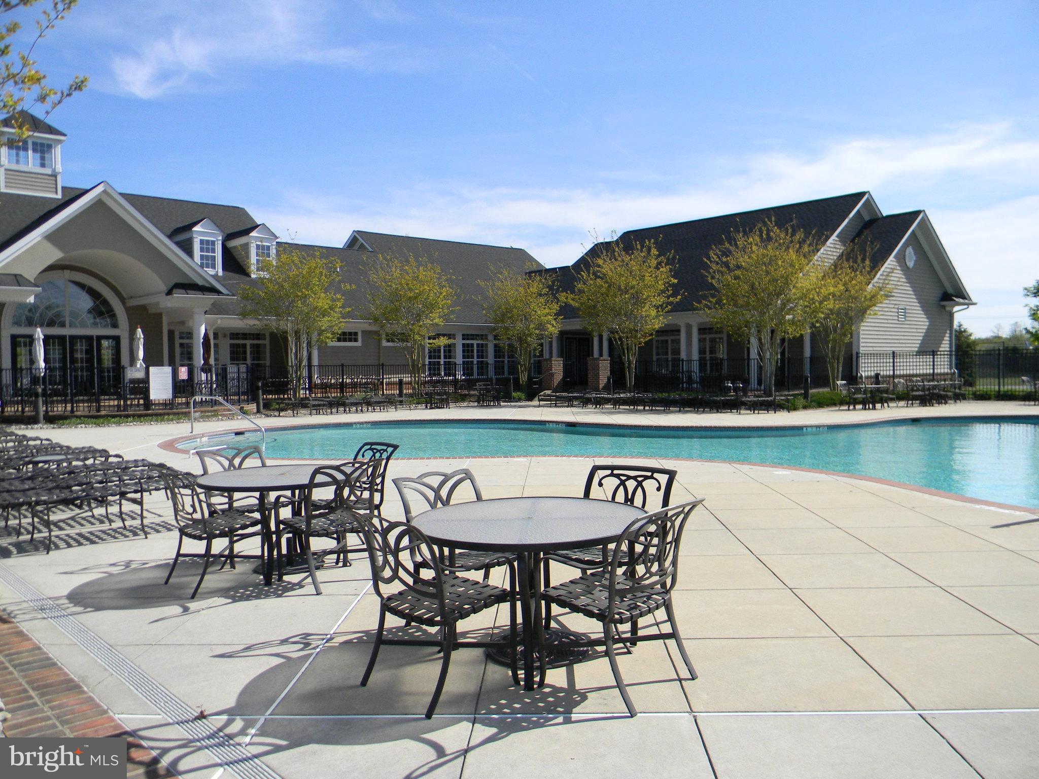 SYMPHONY VILLAGE AT CENTREVILLE - Residential