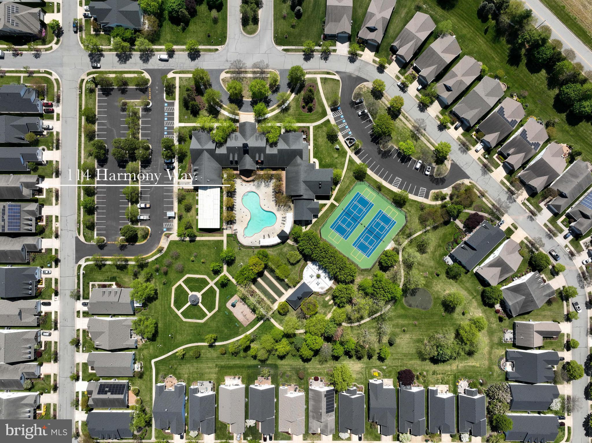 SYMPHONY VILLAGE AT CENTREVILLE - Residential