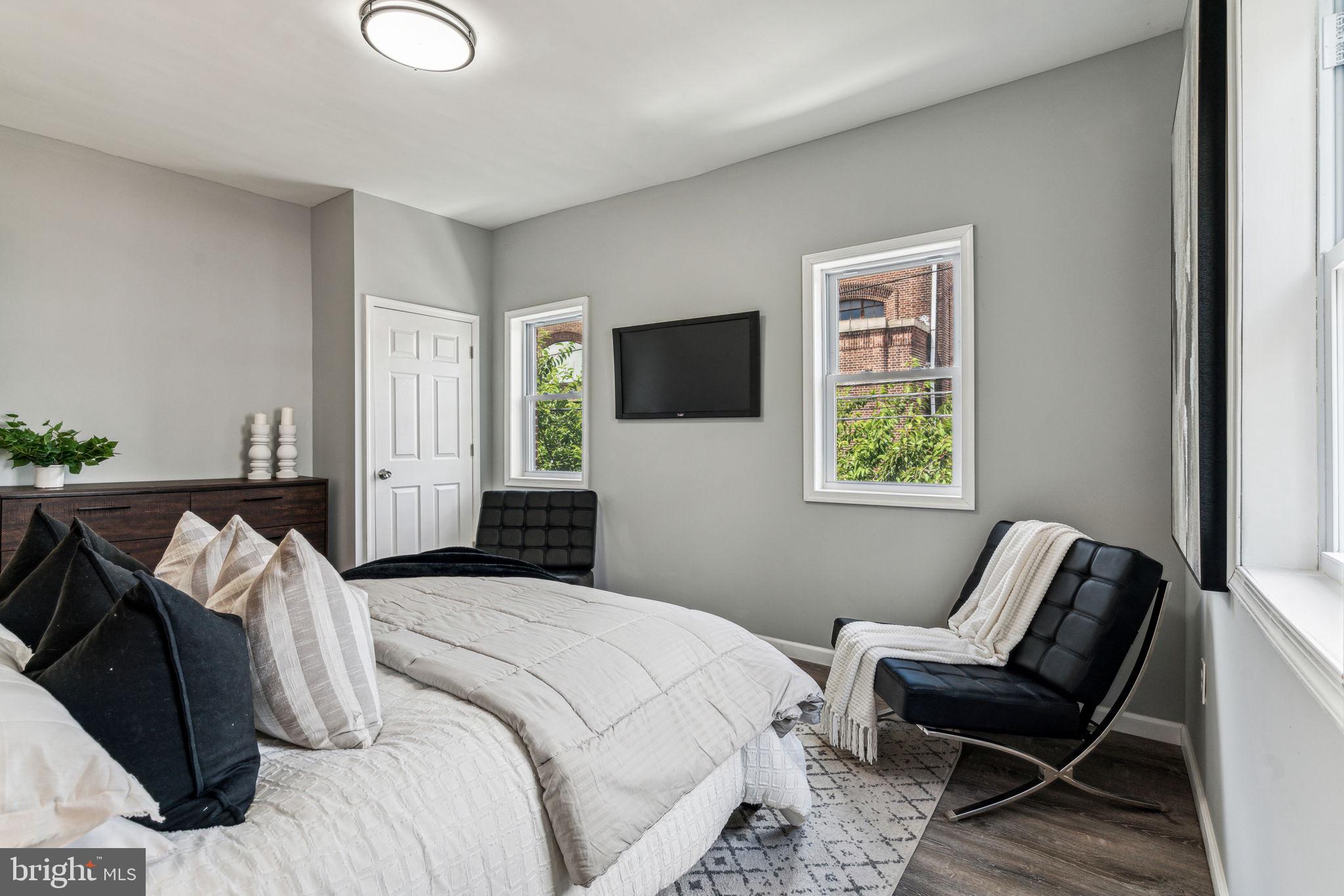 PASSYUNK SQUARE - Residential