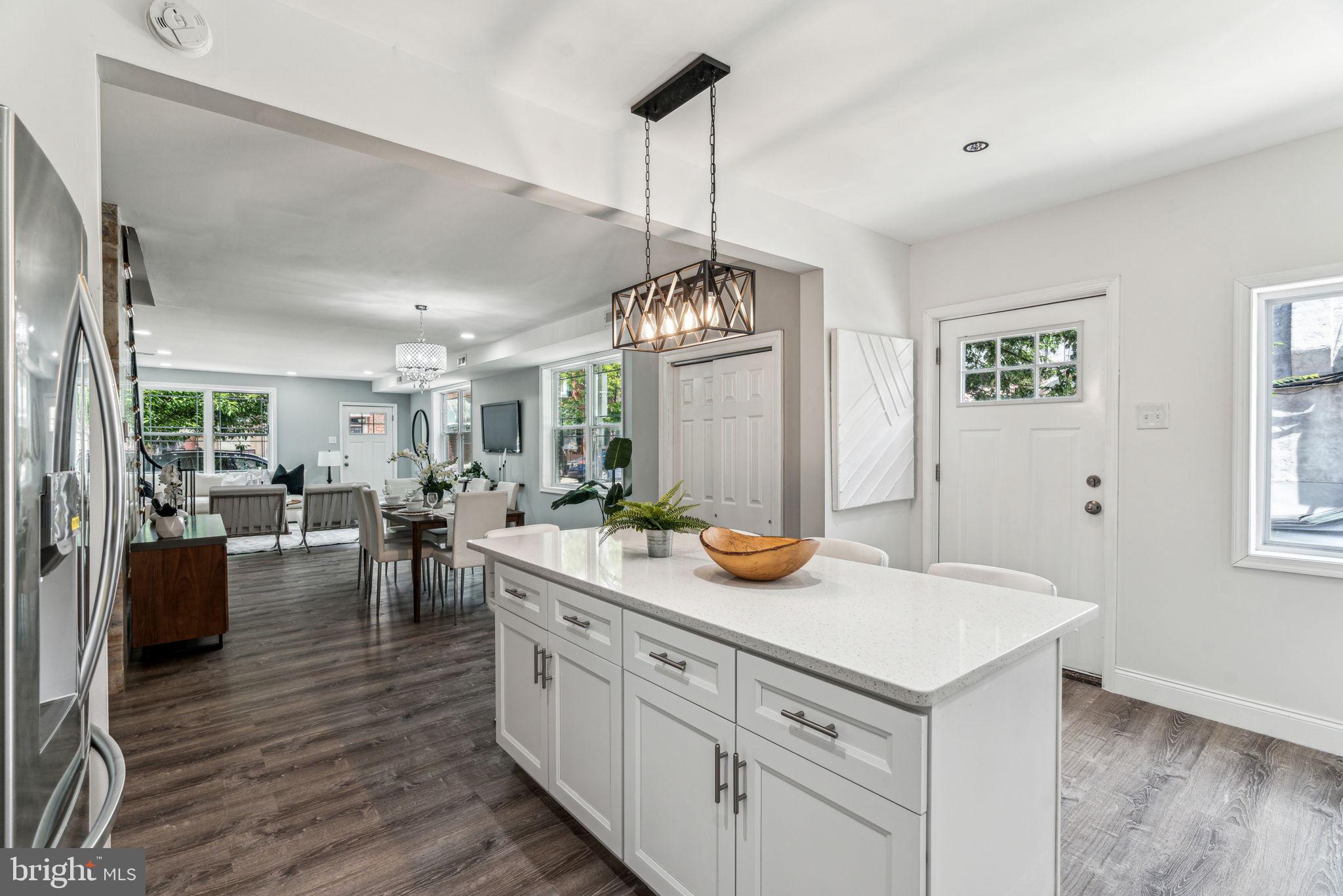 PASSYUNK SQUARE - Residential