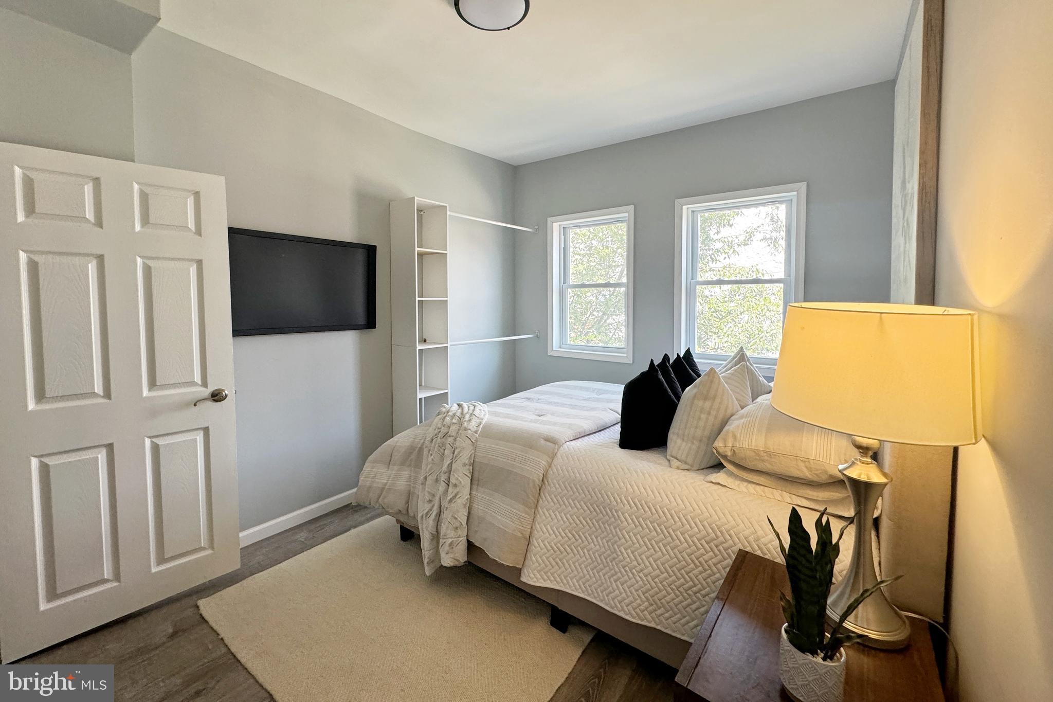 PASSYUNK SQUARE - Residential