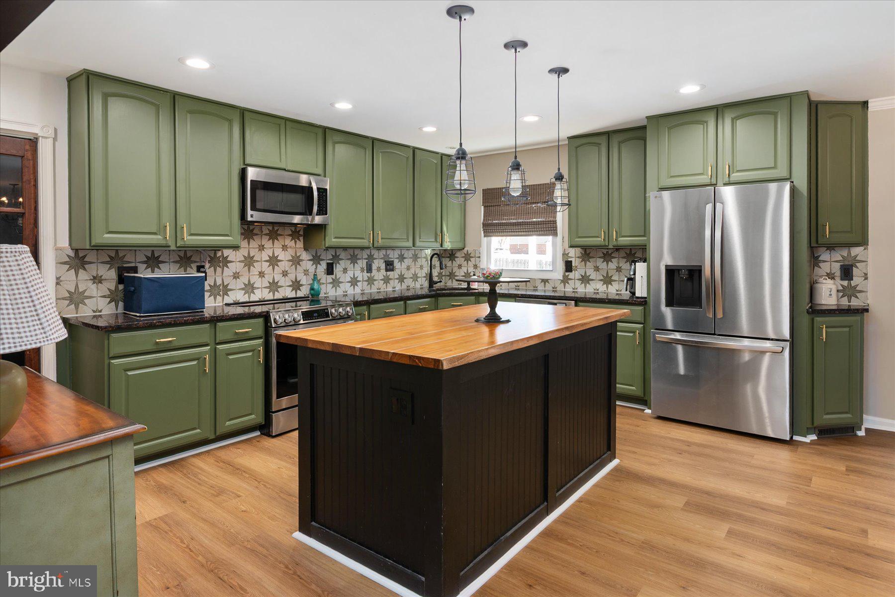 BAYSIDE BEACH - Residential