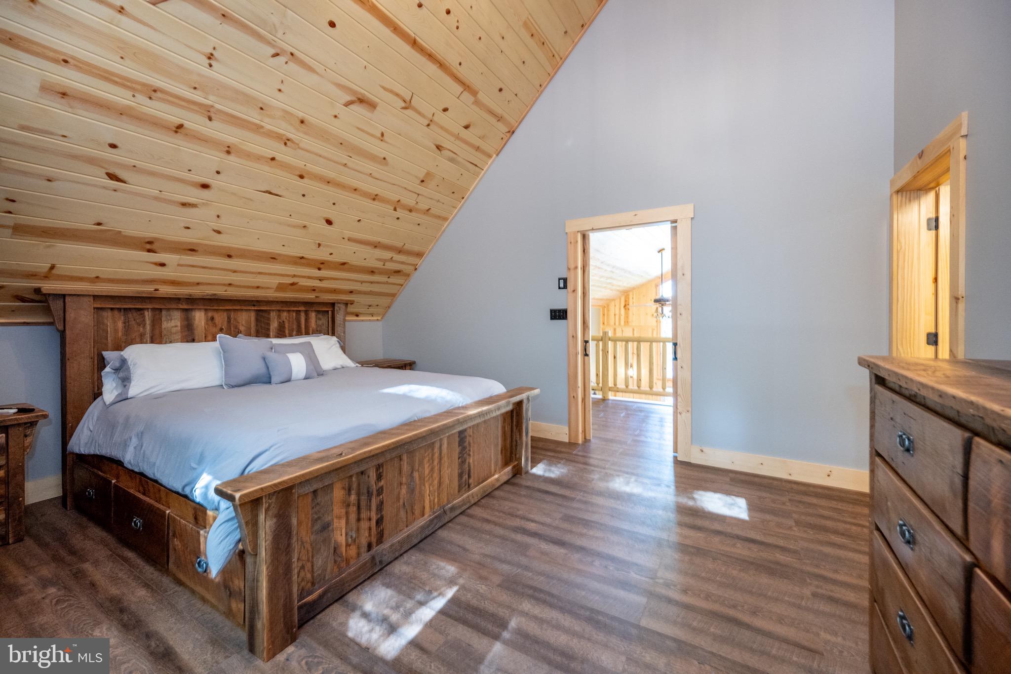 STATE PARK ROAD - Residential