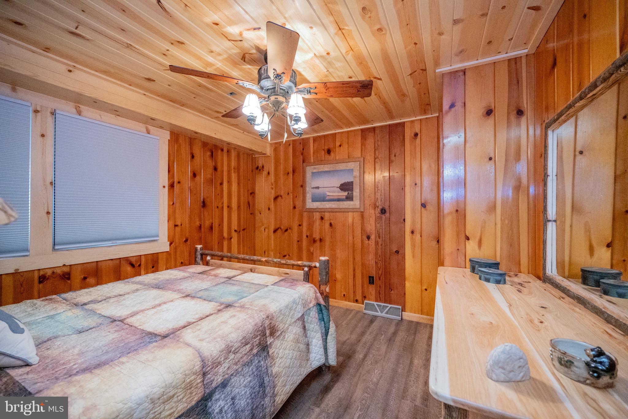 STATE PARK ROAD - Residential