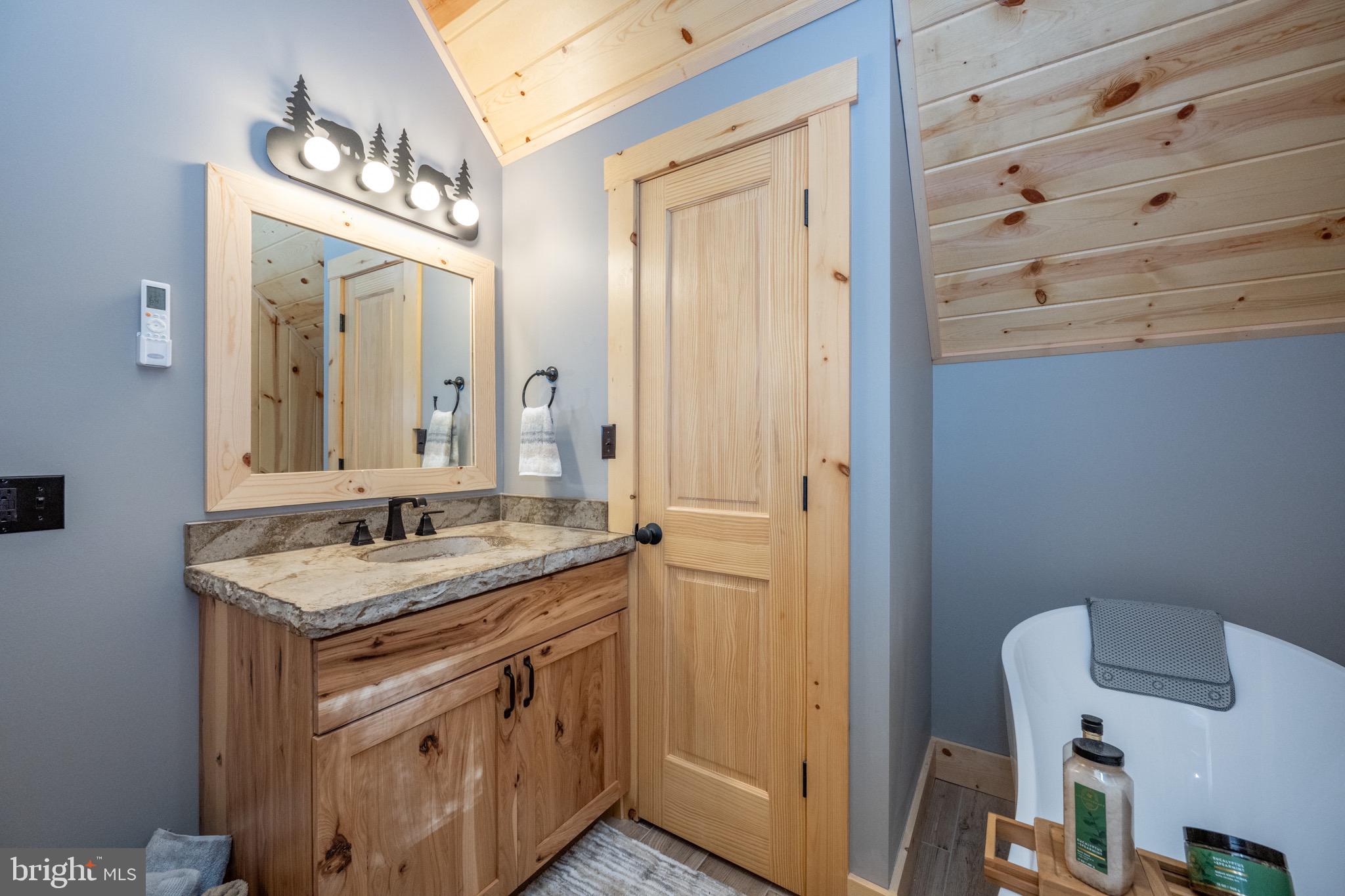 STATE PARK ROAD - Residential