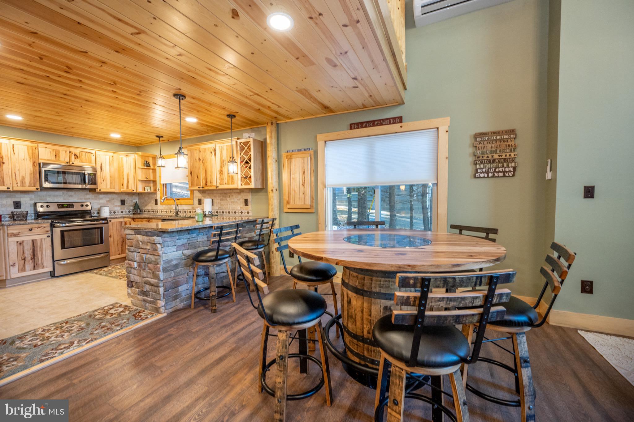 STATE PARK ROAD - Residential