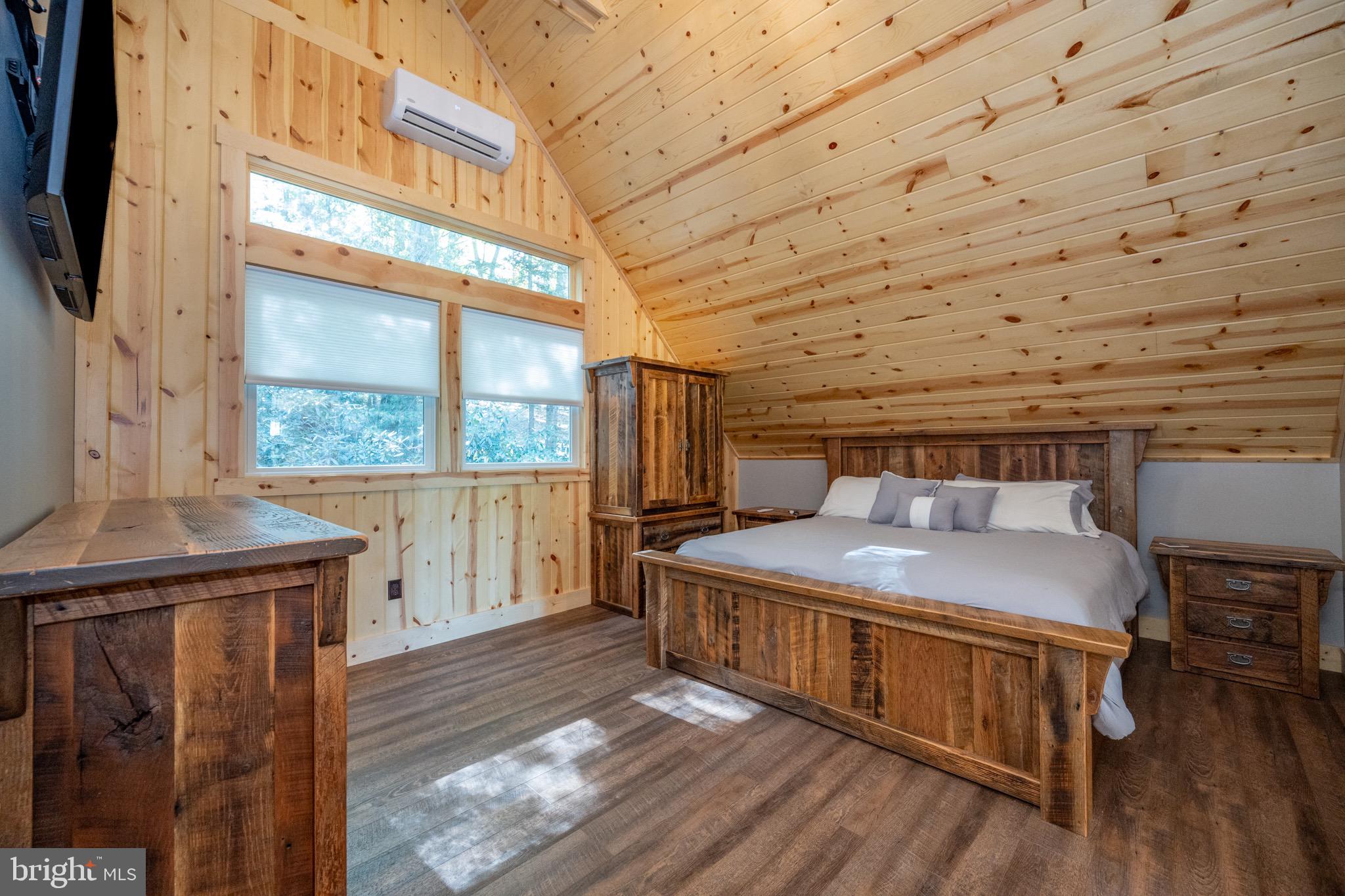 STATE PARK ROAD - Residential