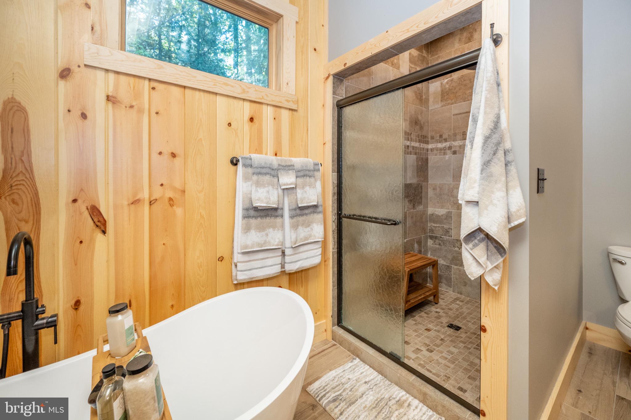 STATE PARK ROAD - Residential