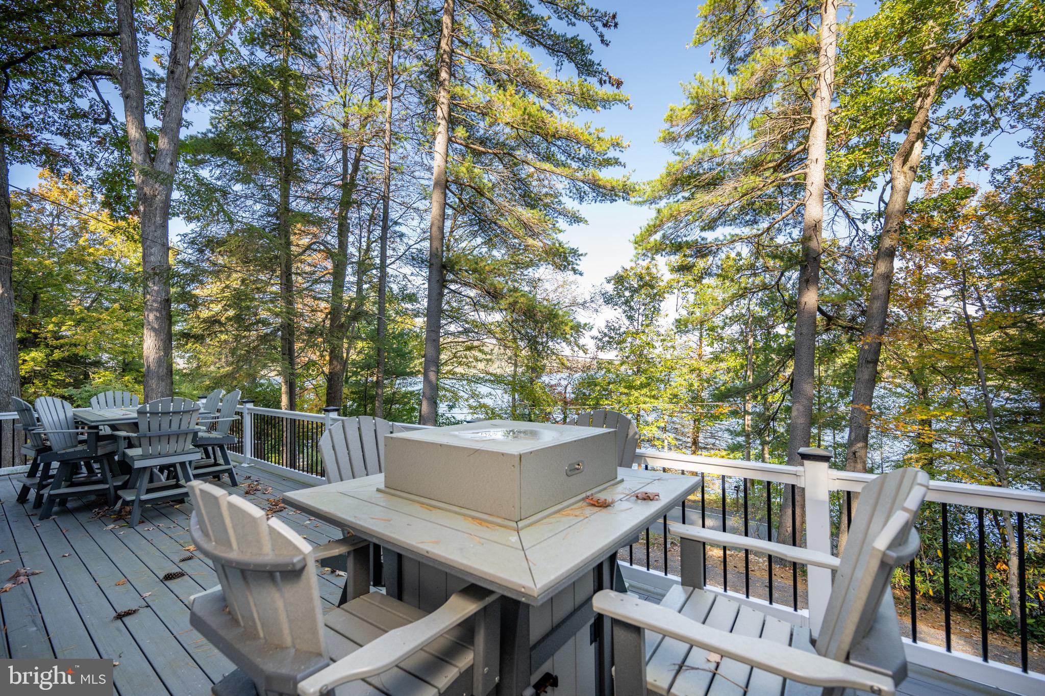 STATE PARK ROAD - Residential