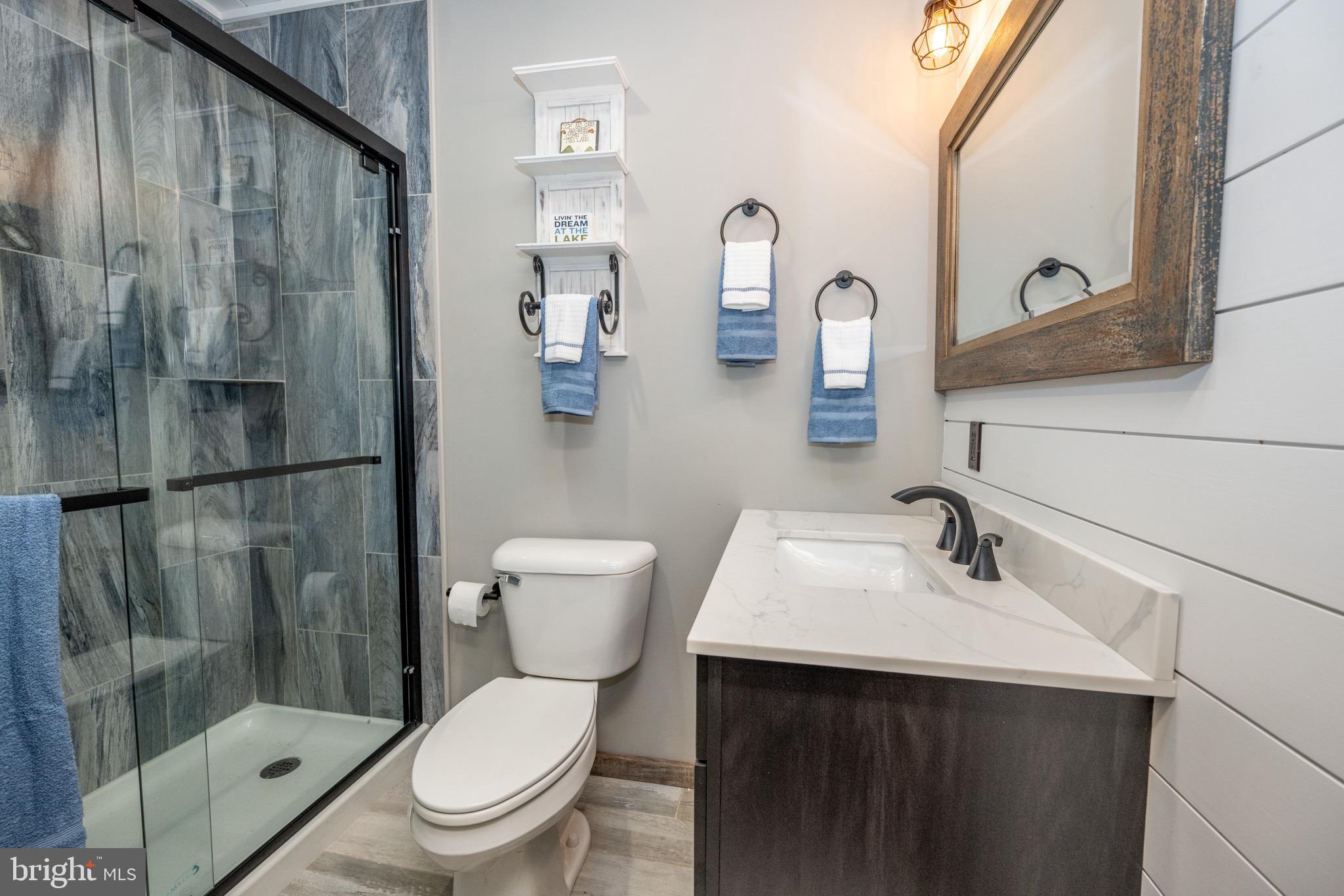 STATE PARK ROAD - Residential