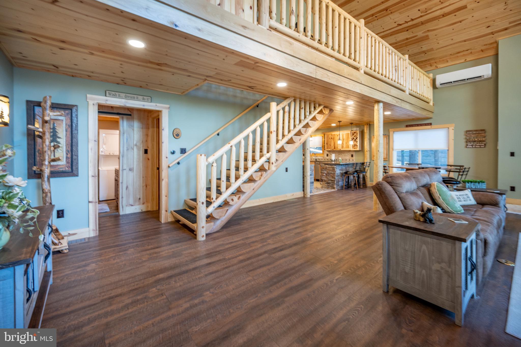 STATE PARK ROAD - Residential