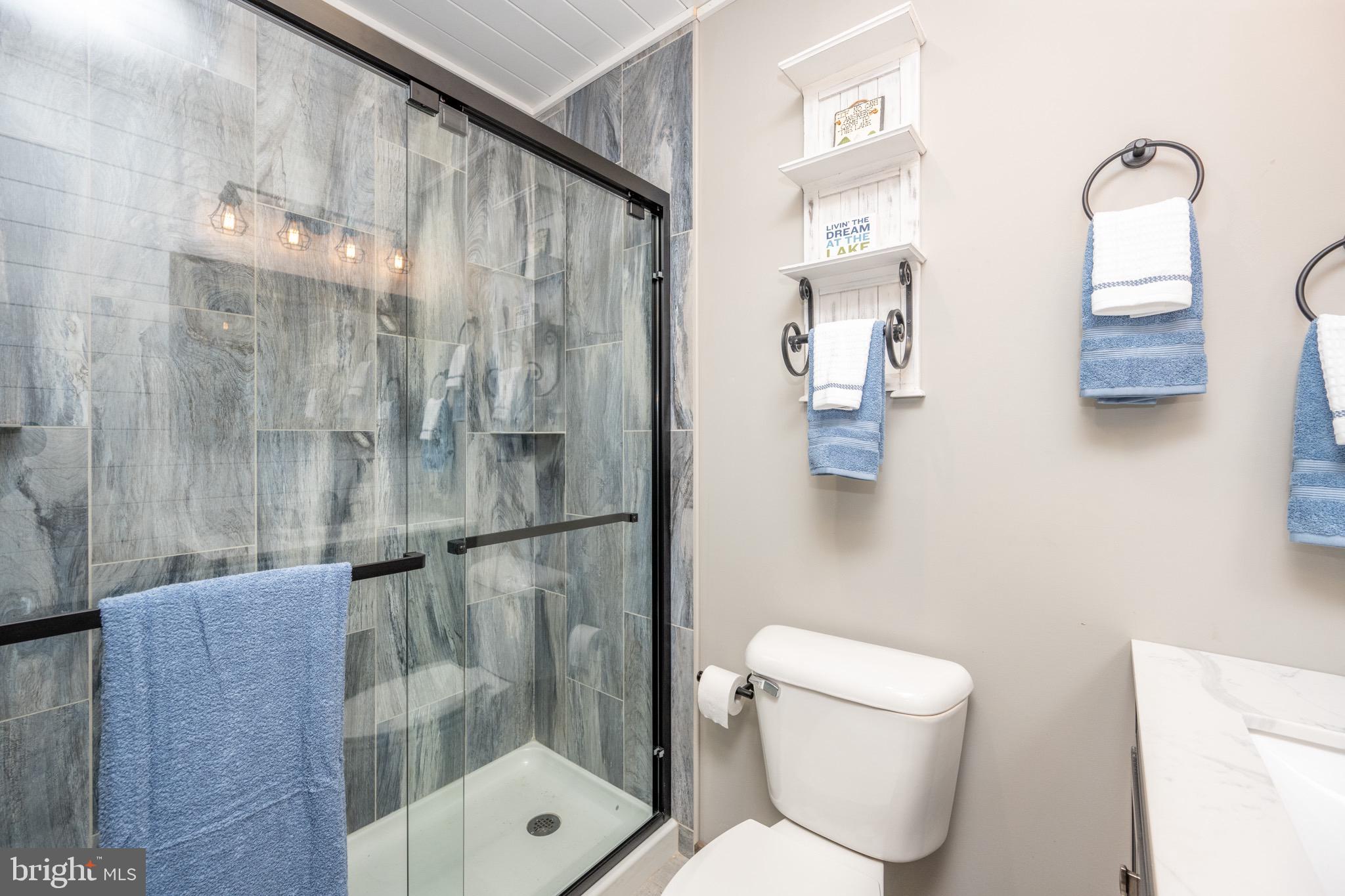 STATE PARK ROAD - Residential