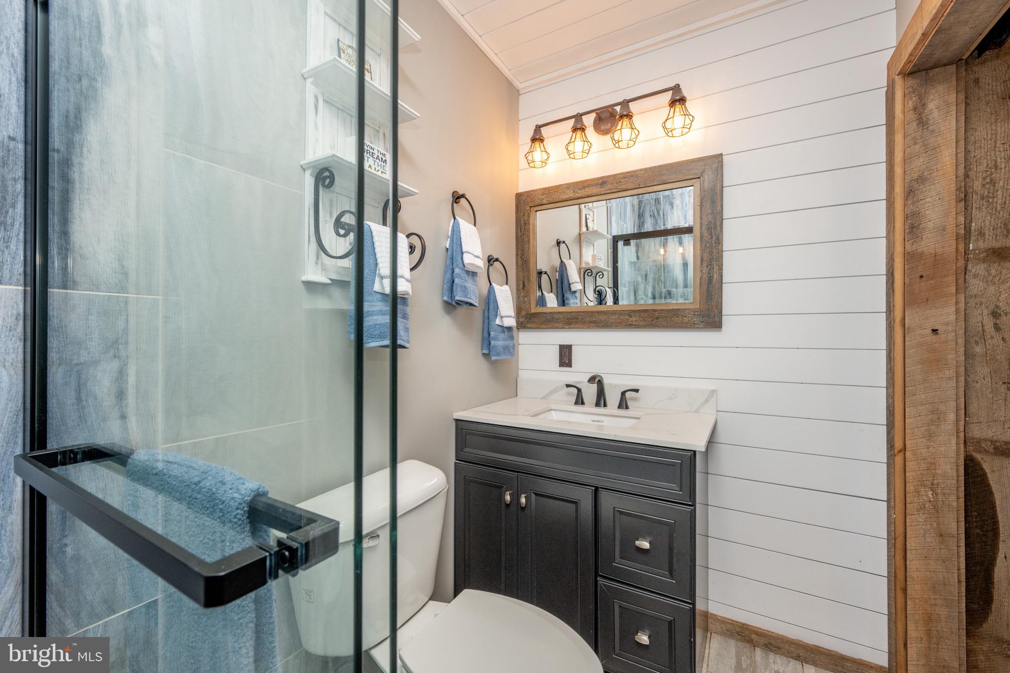 STATE PARK ROAD - Residential