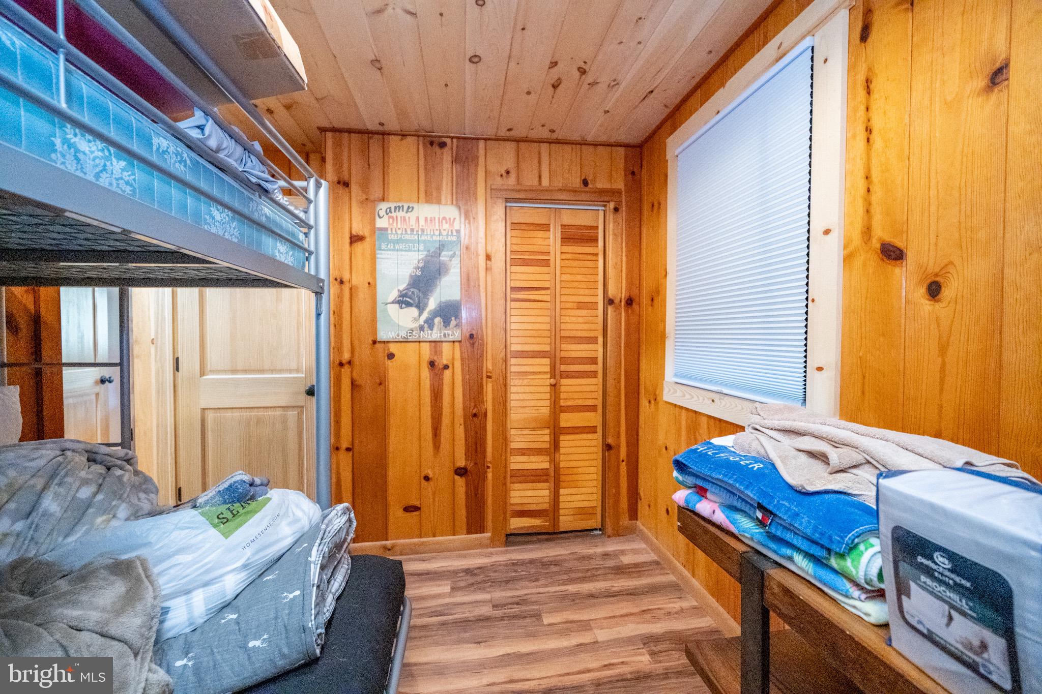 STATE PARK ROAD - Residential