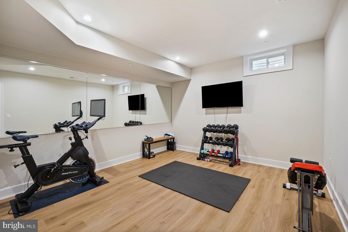 PARKWOOD - Residential