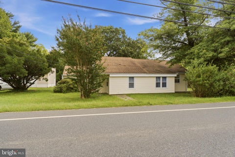 Homes For Sale - 584 Clayton Road<br/> WILLIAMSTOWN, NJ 08094