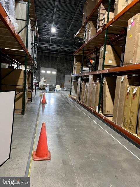 STONY BATTERY CORP CENTER - Commercial Lease