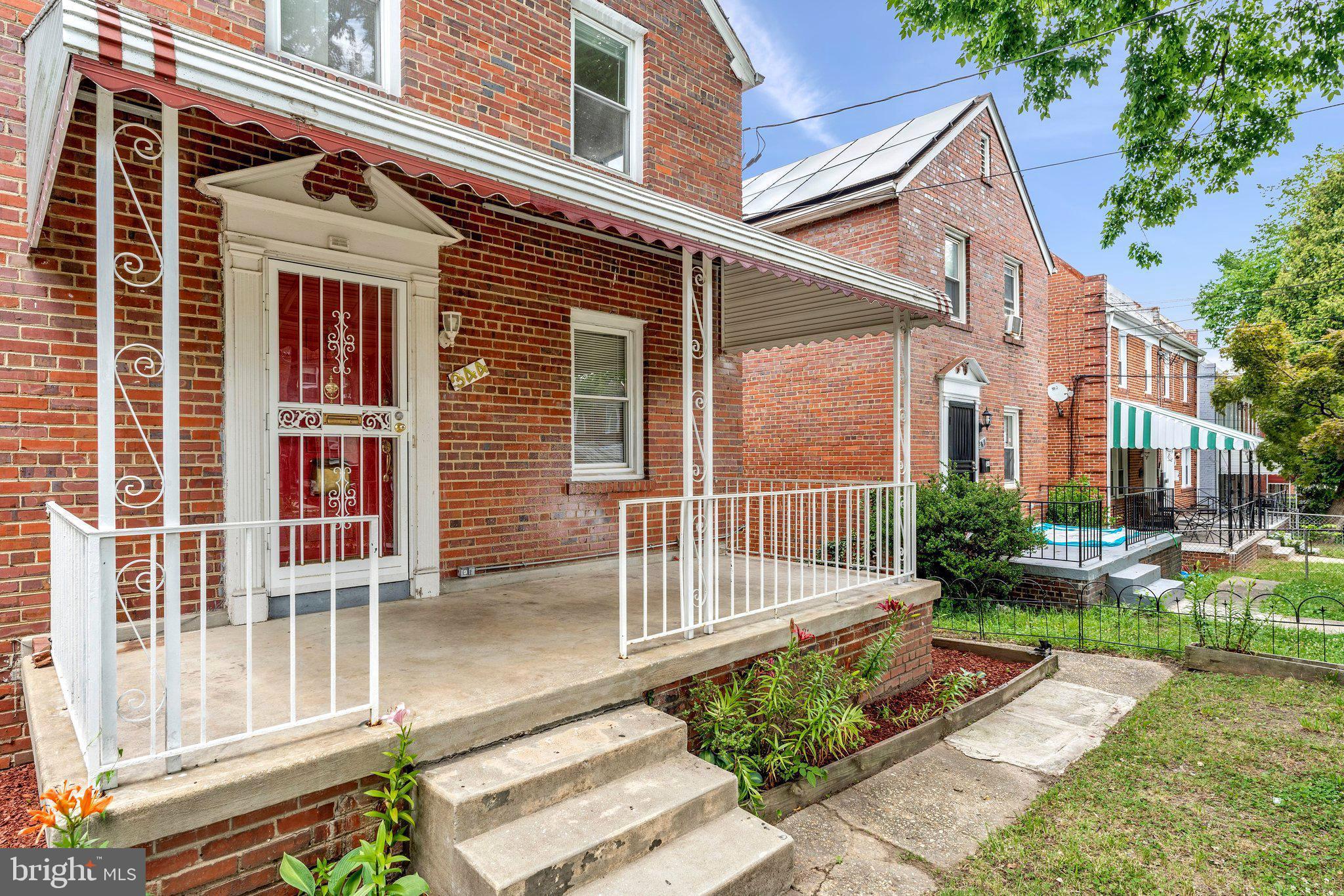344 ONEIDA STREET NE