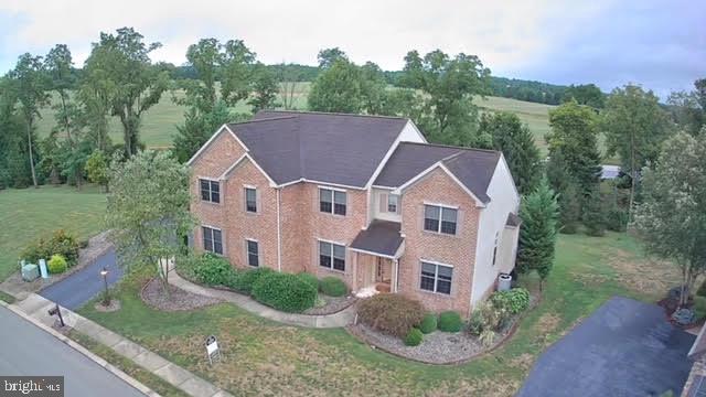 LEXINGTON ESTATES - Residential