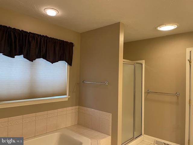 LEXINGTON ESTATES - Residential