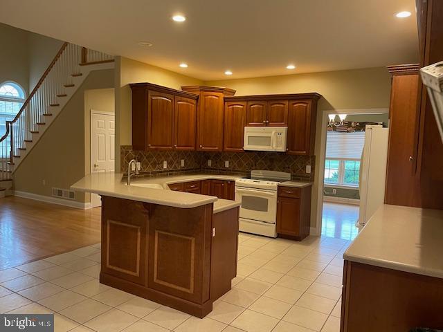 LEXINGTON ESTATES - Residential